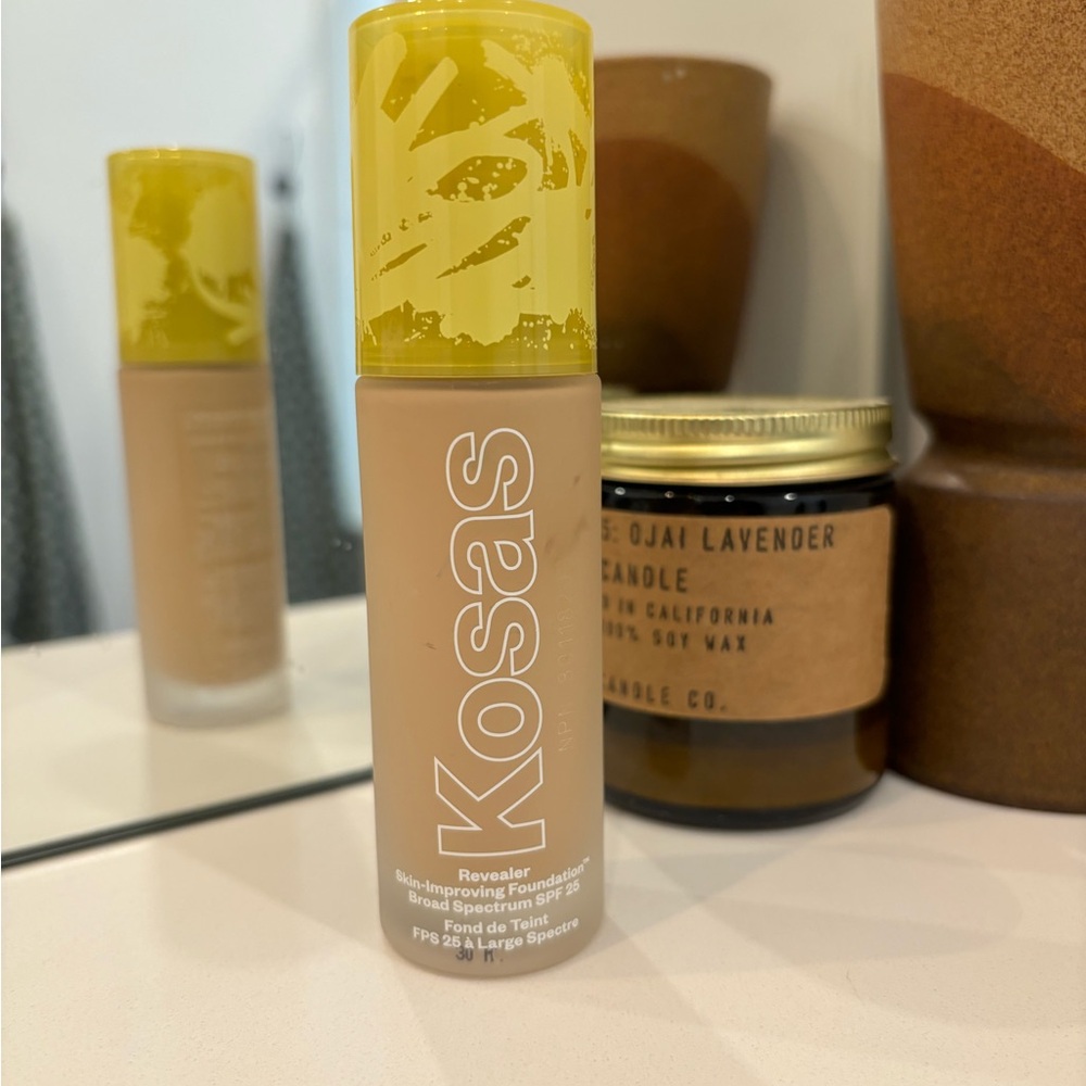 Kosas Revealer Skin-Improving Foundation SPF25 Light+ Neutral Warm 170